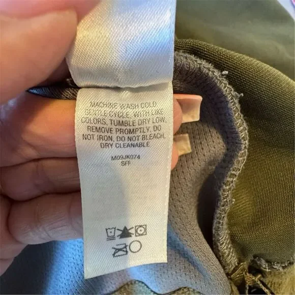 Cabela’s Men's M Green Hooded Wind Shear Jacket Hiking Camping Rugged - Picture 9 of 15